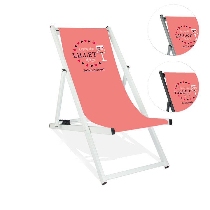 In der Mitte ist ein weißer Aluminiumliegestuhl ohne mit Armlehne abgebildet. Auf dem rosa Bezug ist im oberen Drittel ein Kreis aus Beeren aufgezeichnet. Da drin steht der Text "Enjoy the Lillet things". Die rechte Seite des Kreises bildet ein Cocktailglas gefüllt mit dem Aperetif Wildberry. Unter dem Kreis  steht folgender Tex geschrieben: Ihr Wunschtext".
Neben dem Liegestuhl sind zwei Kreise untereinander mit einem Auschnitt des gleichen Liegestuhls in der Lasurfarbe Silber und Schwarz abgebildet. 