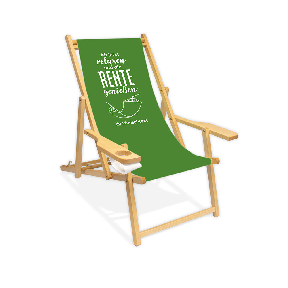 Farbloser Holzliegestuhl mit Armlehne. Motiv auf Bezug: Hintergrund Grün
Aufschrift: "Ab jetzt relaxen und die Rente genießen". Darunter eine Umrandung einer Hängematte und darunter die Aufschrift "Ihr Wunschtext".